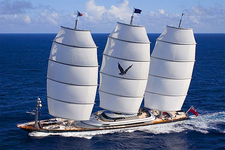 SY Maltese Falcon segelt seit Sommer 2006 als erstes Schiff der Welt mit dem Dynarigg auf Basis der Entwürfe von Wilhelm Prölss. Ohne jedes Problem.